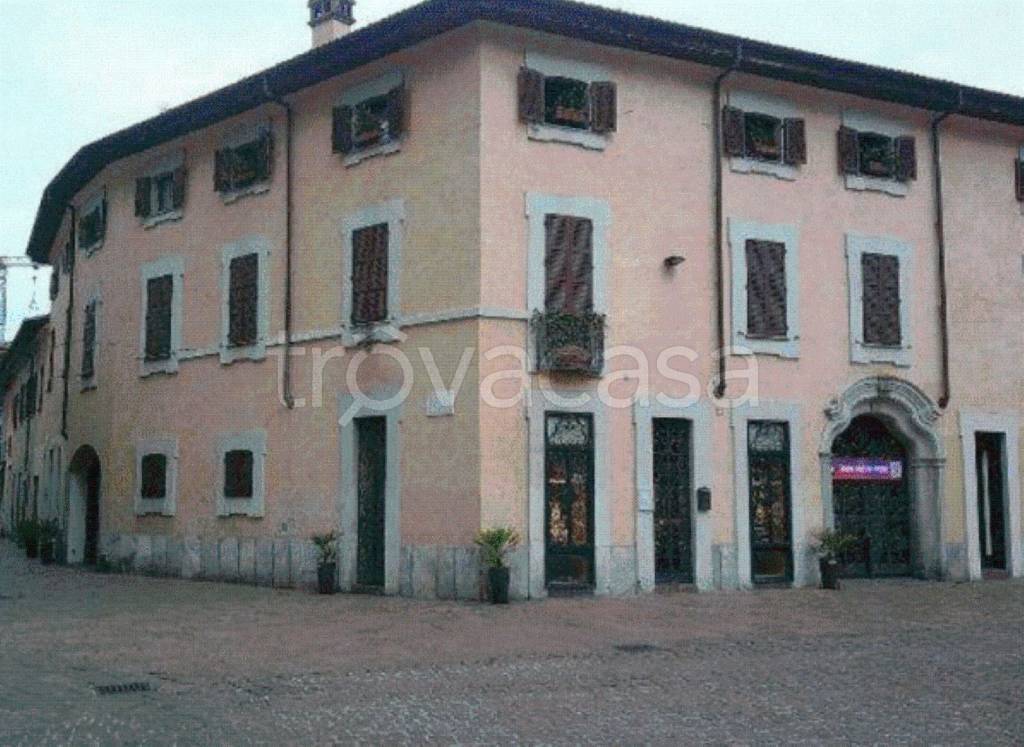 negozio in vendita a Busto Arsizio