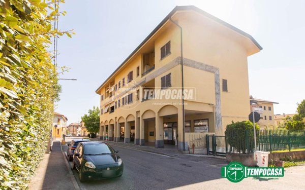 appartamento in vendita a Busto Arsizio in zona Borsano