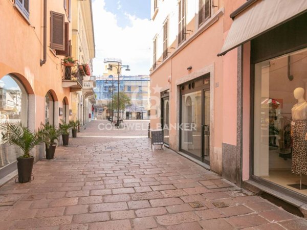 negozio in vendita a Busto Arsizio