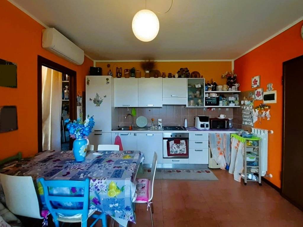 appartamento in vendita a Busto Arsizio in zona Borsano