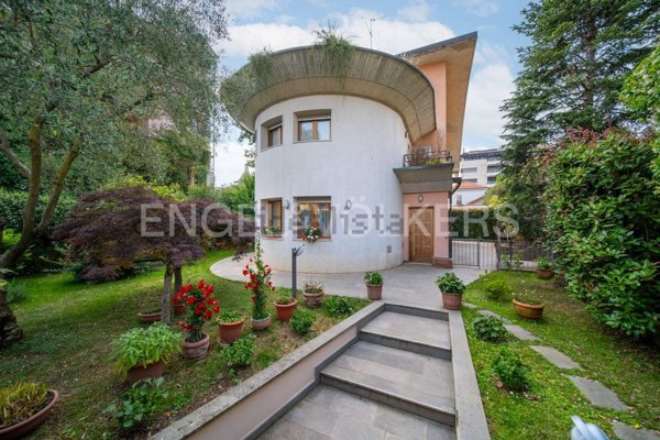 casa indipendente in vendita a Busto Arsizio