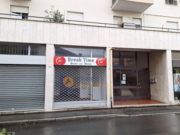 negozio in vendita a Busto Arsizio