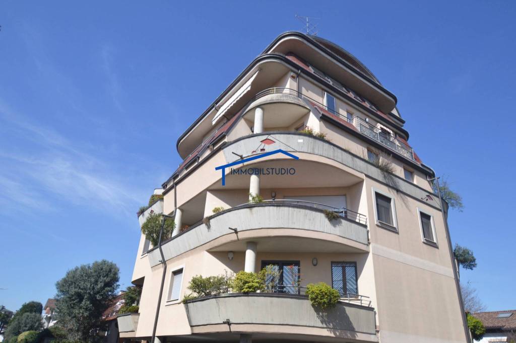appartamento in vendita a Busto Arsizio