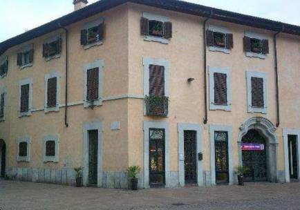 negozio in vendita a Busto Arsizio