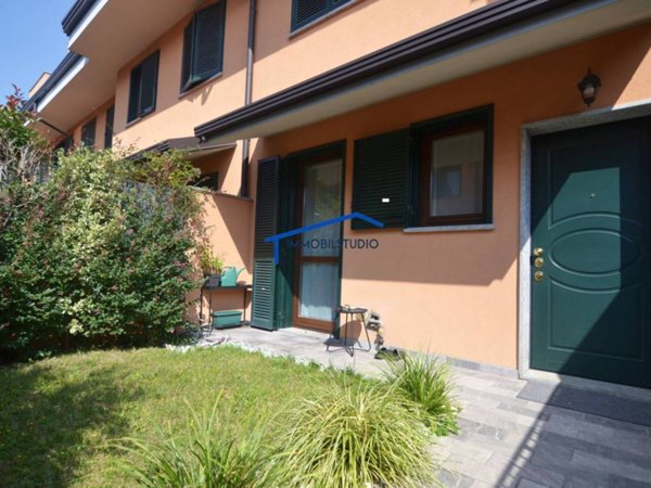 casa indipendente in vendita a Busto Arsizio