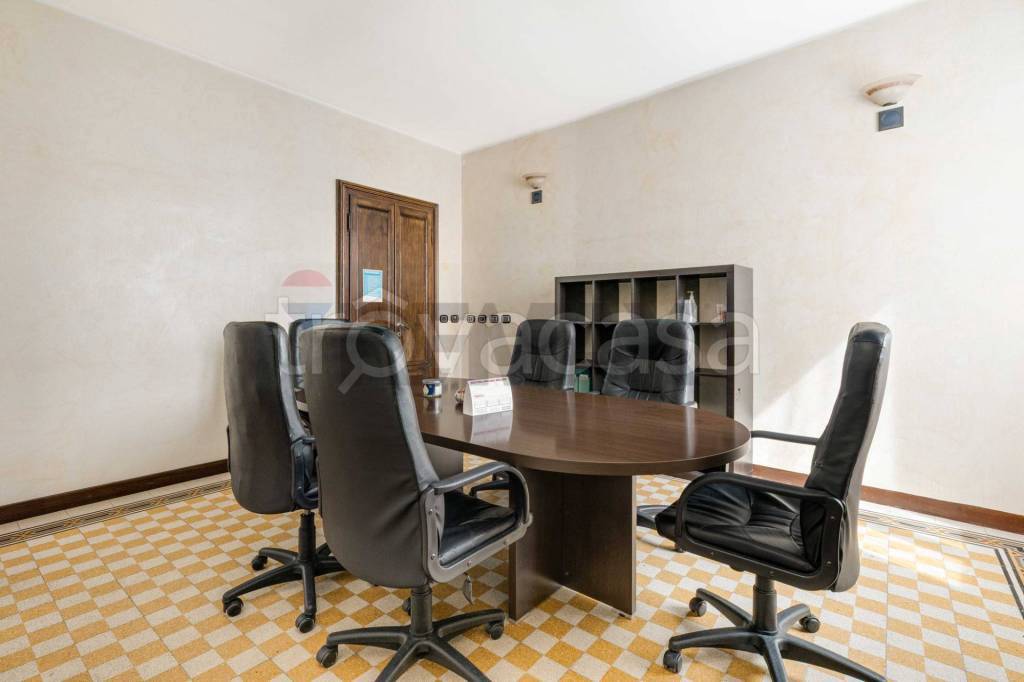 ufficio in vendita a Busto Arsizio