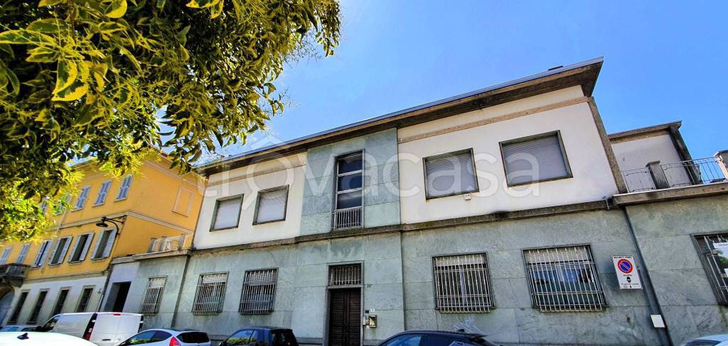 casa indipendente in vendita a Busto Arsizio