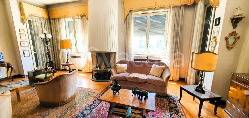 casa indipendente in vendita a Busto Arsizio