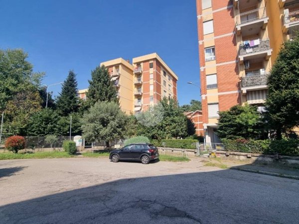 appartamento in vendita a Busto Arsizio in zona Borsano