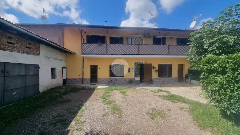 appartamento in vendita a Busto Arsizio