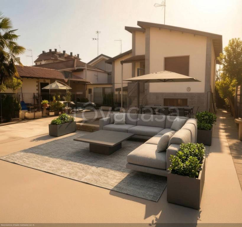 casa indipendente in vendita a Busto Arsizio