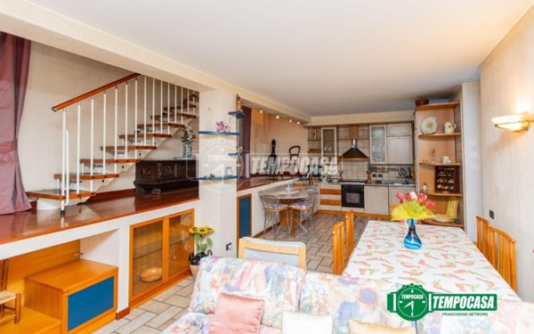 casa indipendente in vendita a Busto Arsizio