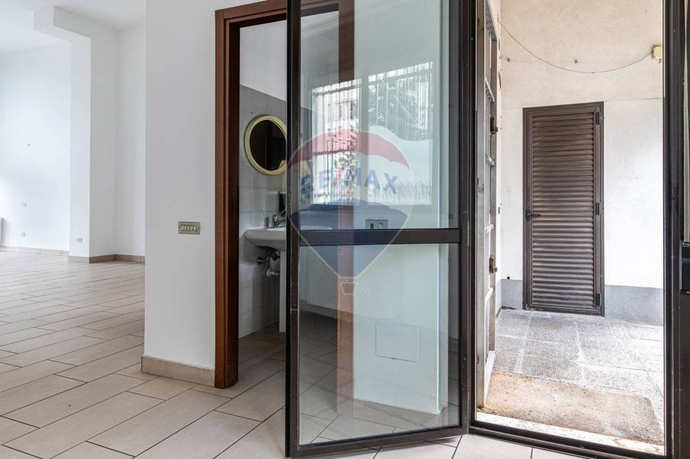 negozio in vendita a Busto Arsizio