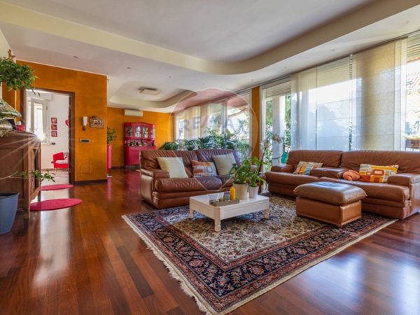 casa indipendente in vendita a Busto Arsizio