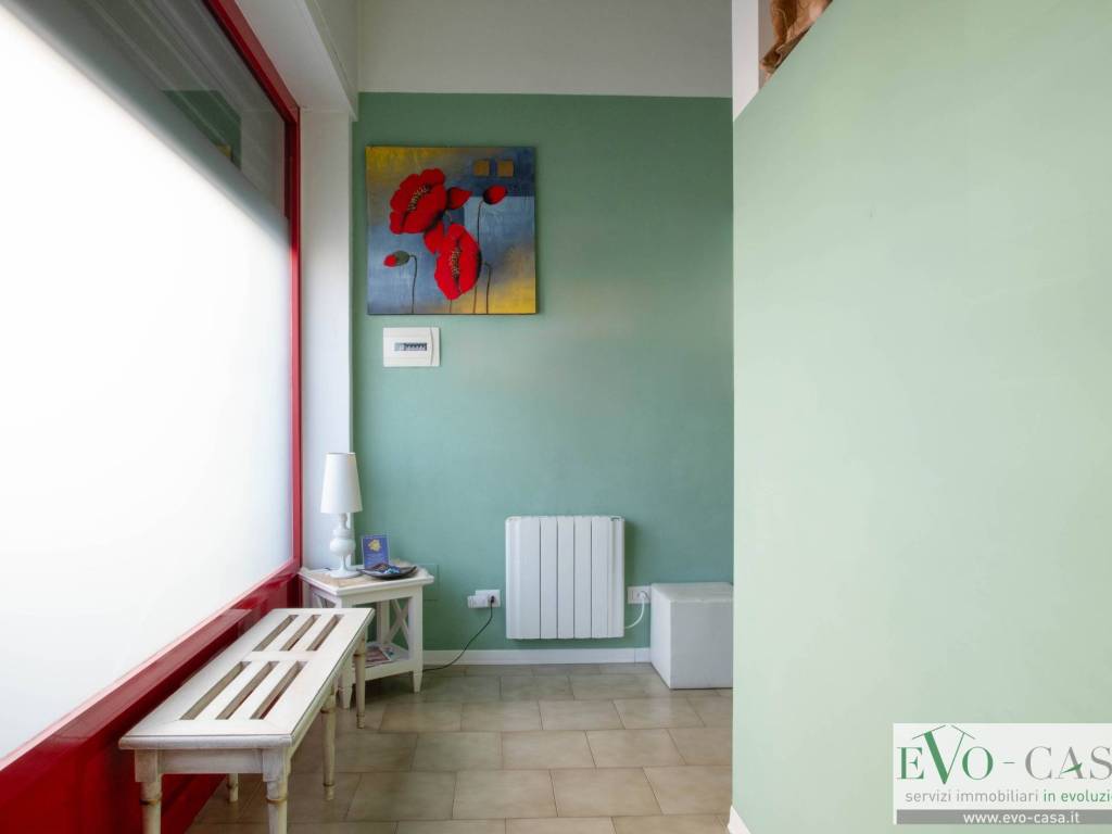 negozio in vendita a Busto Arsizio in zona Borsano