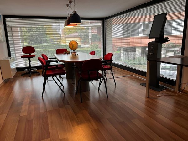 ufficio in vendita a Busto Arsizio