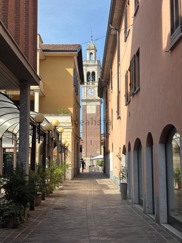 ufficio in vendita a Busto Arsizio