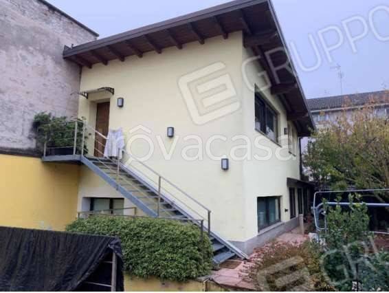 negozio in vendita a Busto Arsizio