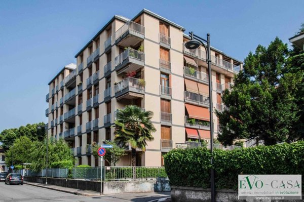 appartamento in vendita a Busto Arsizio