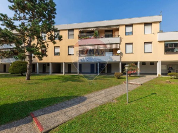 appartamento in vendita a Busto Arsizio in zona Borsano