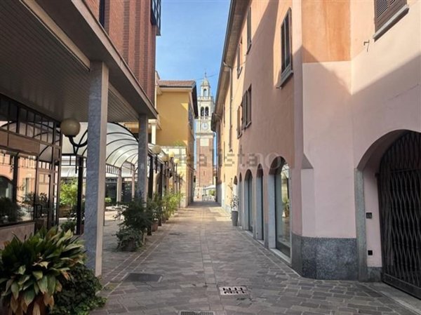 ufficio in vendita a Busto Arsizio
