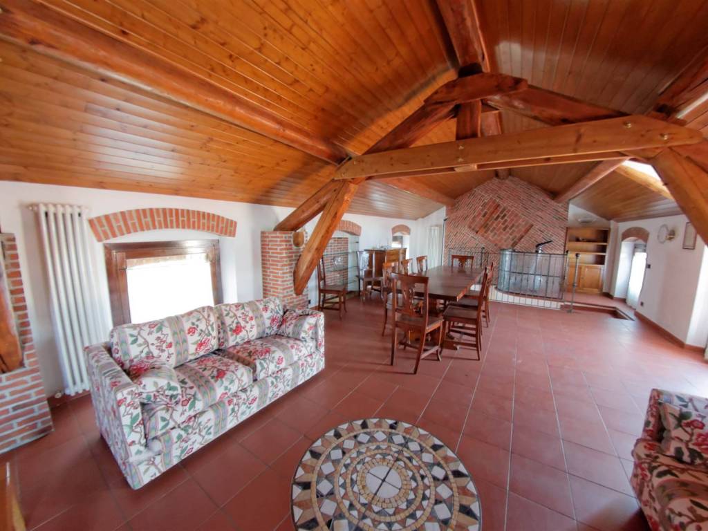 casa indipendente in vendita a Busto Arsizio in zona Borsano