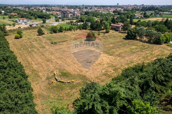 terreno edificabile in vendita a Busto Arsizio