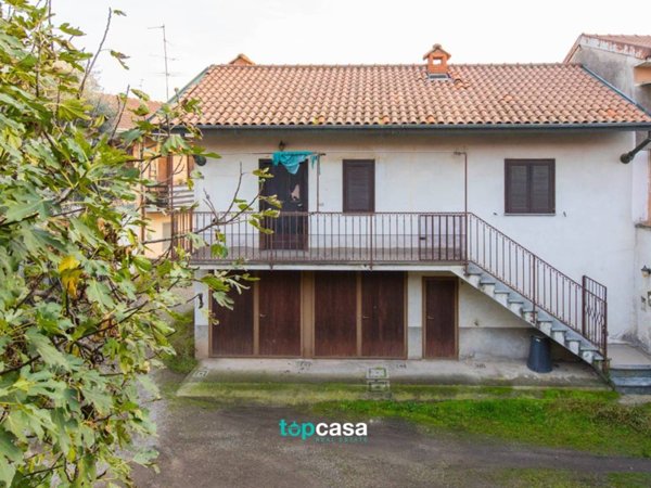 casa indipendente in vendita a Busto Arsizio in zona Borsano