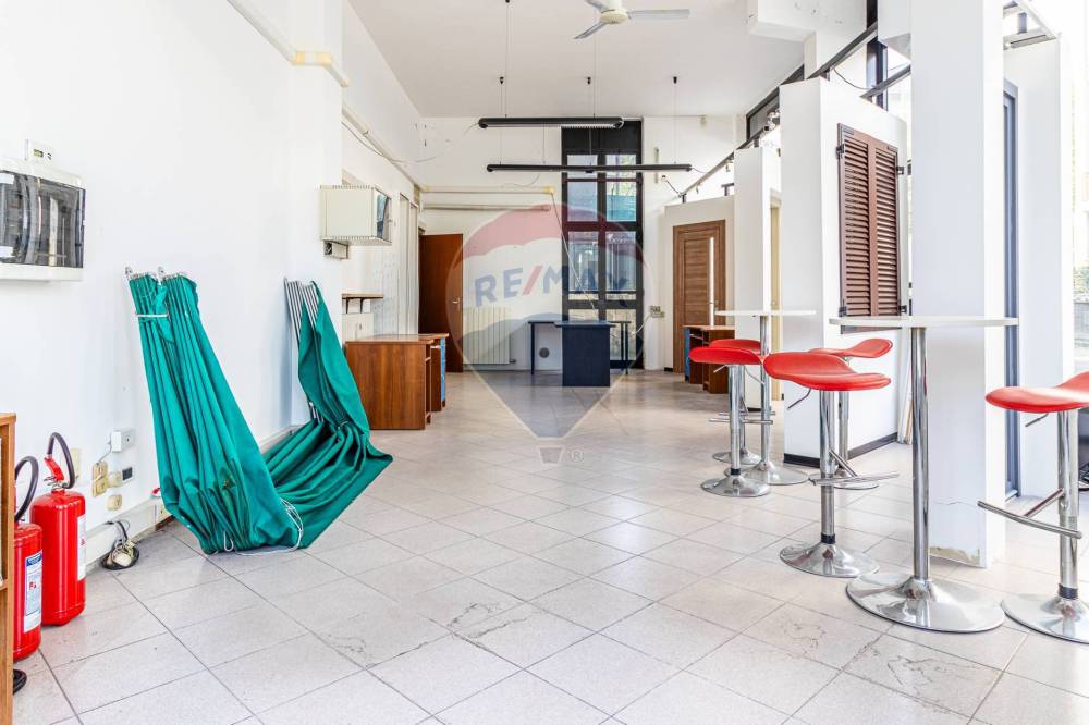 negozio in vendita a Busto Arsizio