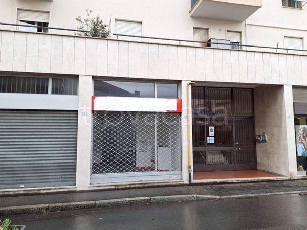 negozio in vendita a Busto Arsizio