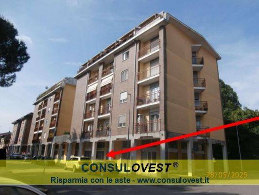 negozio in vendita a Busto Arsizio