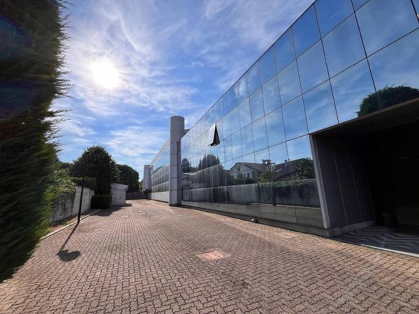 terreno edificabile in vendita a Busto Arsizio in zona Borsano