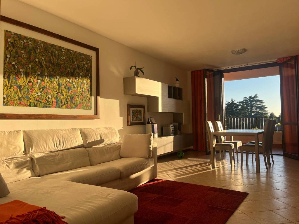 appartamento in vendita a Busto Arsizio in zona Borsano