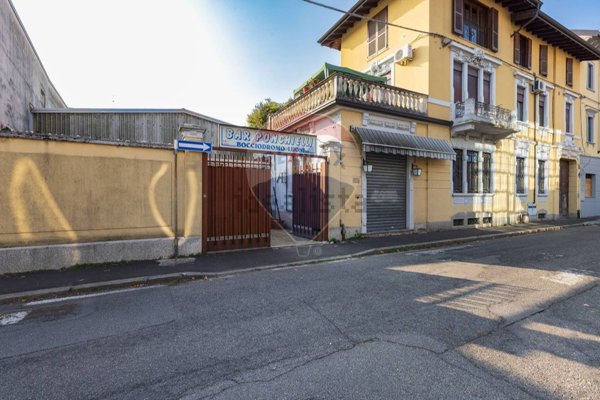 negozio in vendita a Busto Arsizio