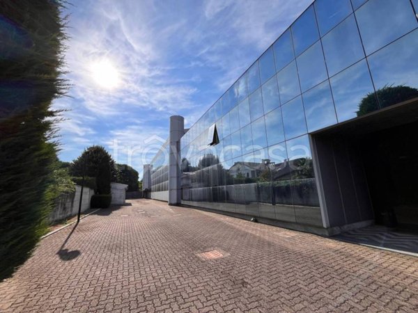 terreno edificabile in vendita a Busto Arsizio in zona Borsano