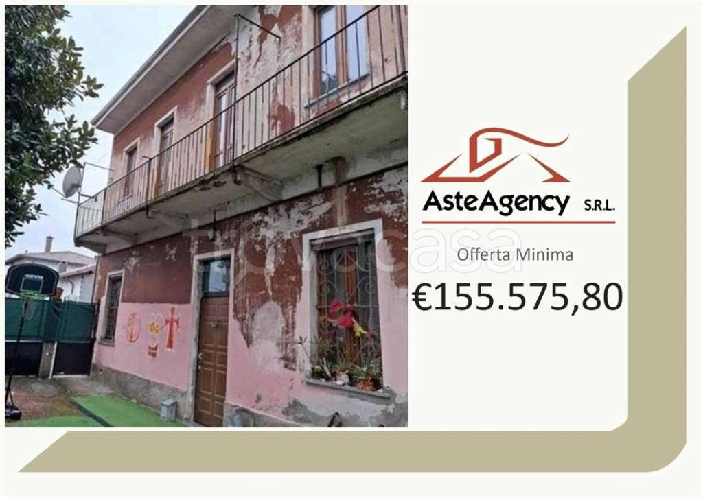 casa indipendente in vendita a Busto Arsizio