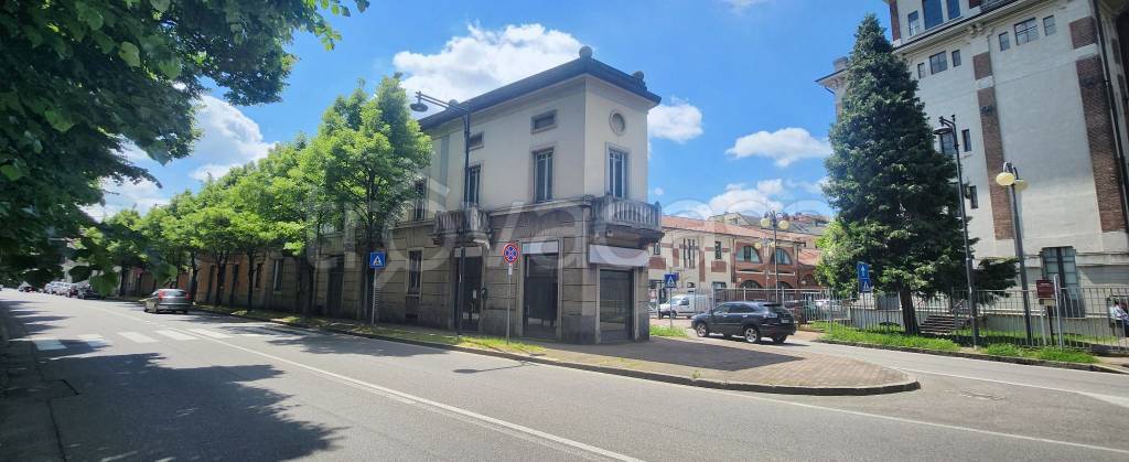 negozio in vendita a Busto Arsizio