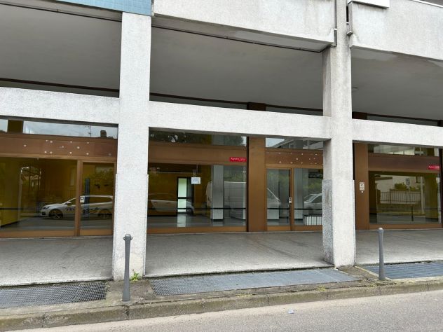 negozio in vendita a Busto Arsizio