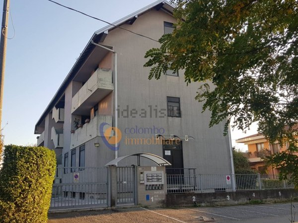 locale di sgombero in vendita a Busto Arsizio