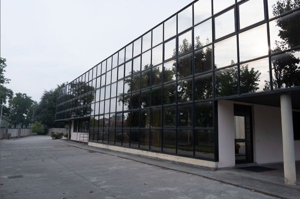 capannone in vendita a Busto Arsizio