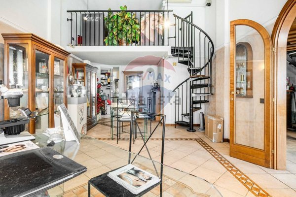 negozio in vendita a Busto Arsizio