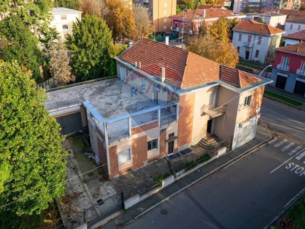 negozio in vendita a Busto Arsizio