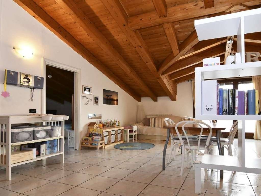 appartamento in vendita a Busto Arsizio in zona Borsano