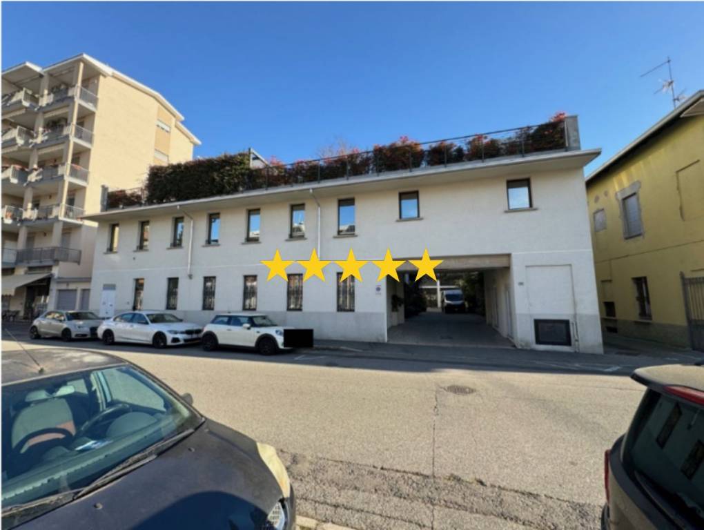 casa indipendente in vendita a Busto Arsizio