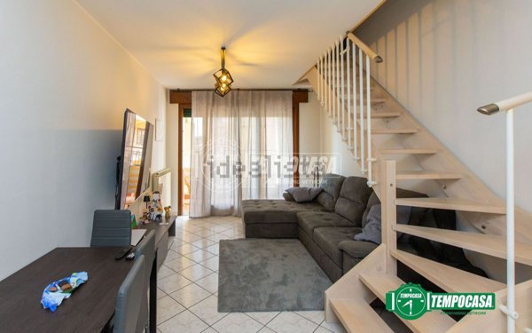 appartamento in vendita a Busto Arsizio in zona Borsano