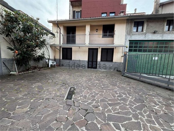 appartamento in vendita a Busto Arsizio