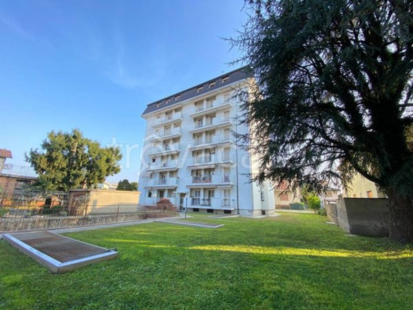 appartamento in vendita a Busto Arsizio in zona Borsano