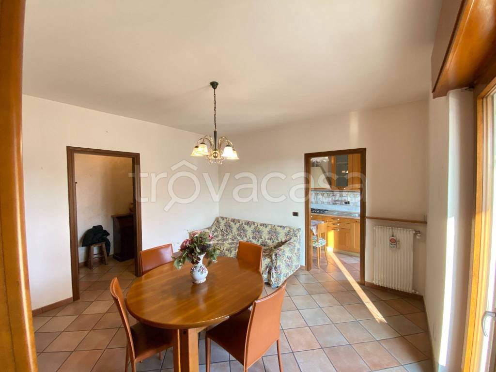 appartamento in vendita a Busto Arsizio in zona Borsano