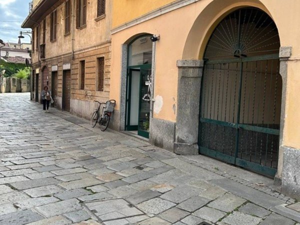 negozio in vendita a Busto Arsizio