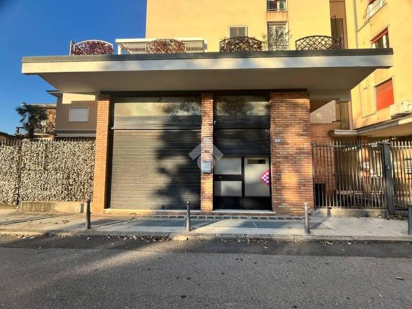 ufficio in vendita a Busto Arsizio in zona Borsano